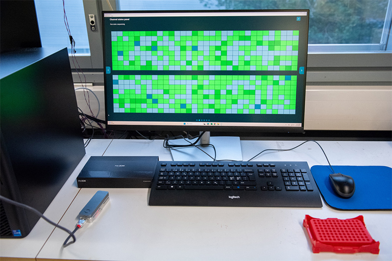 tuni_dna_rna_sequencer Photo of MinION Nanopore DNA/RNA sequencer.